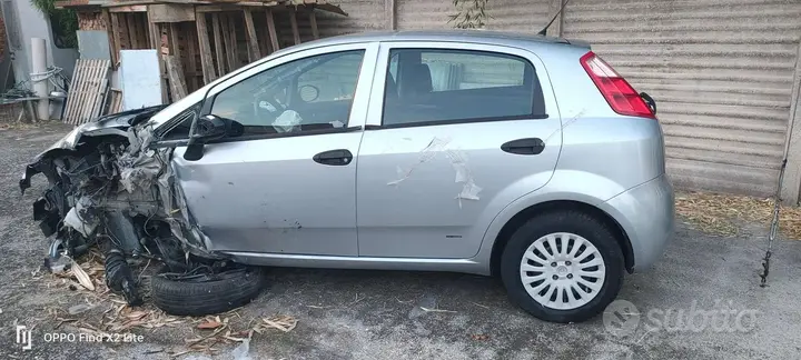 Fiat Grande Punto 2007 photo 4