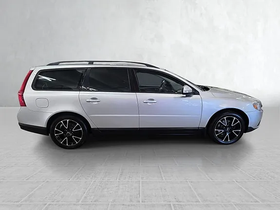 Volvo V70 2008 photo 2