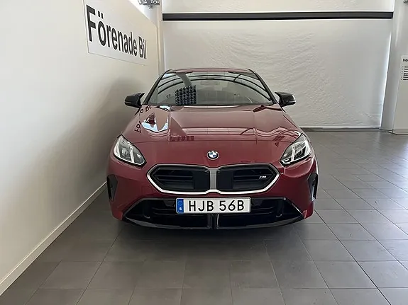 BMW M135I photo 2