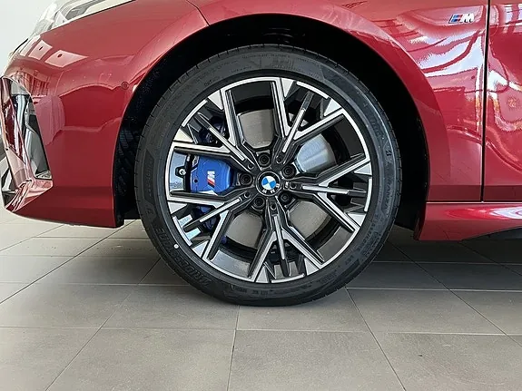BMW M135I photo 4