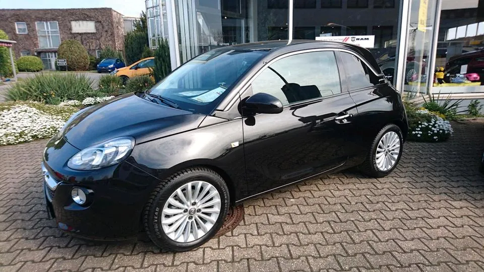 Opel Adam