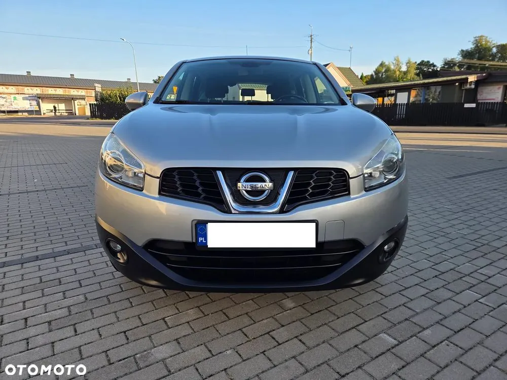 Nissan Qashqai 2011 photo 2