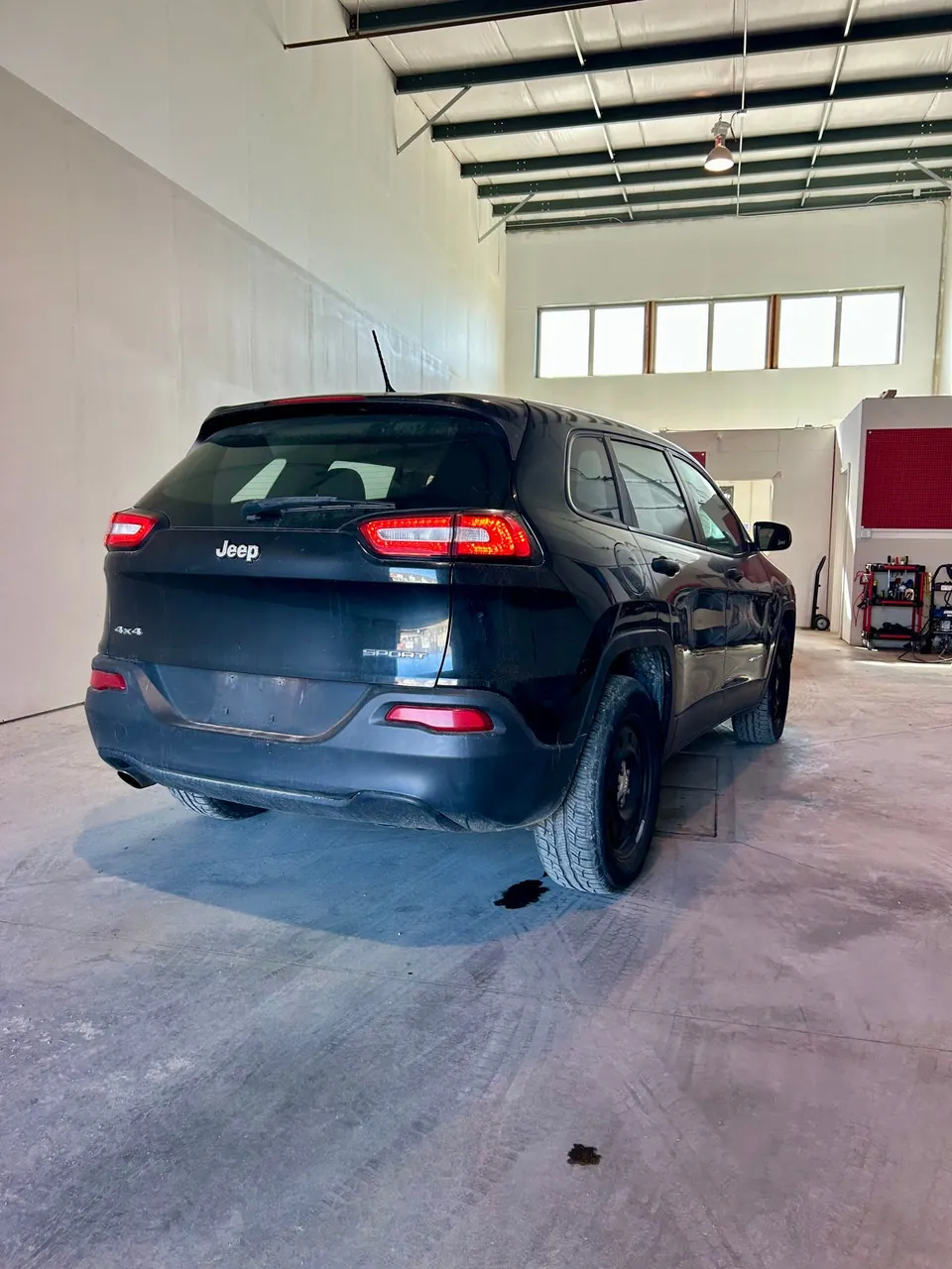 Jeep Cherokee 2014 photo 3