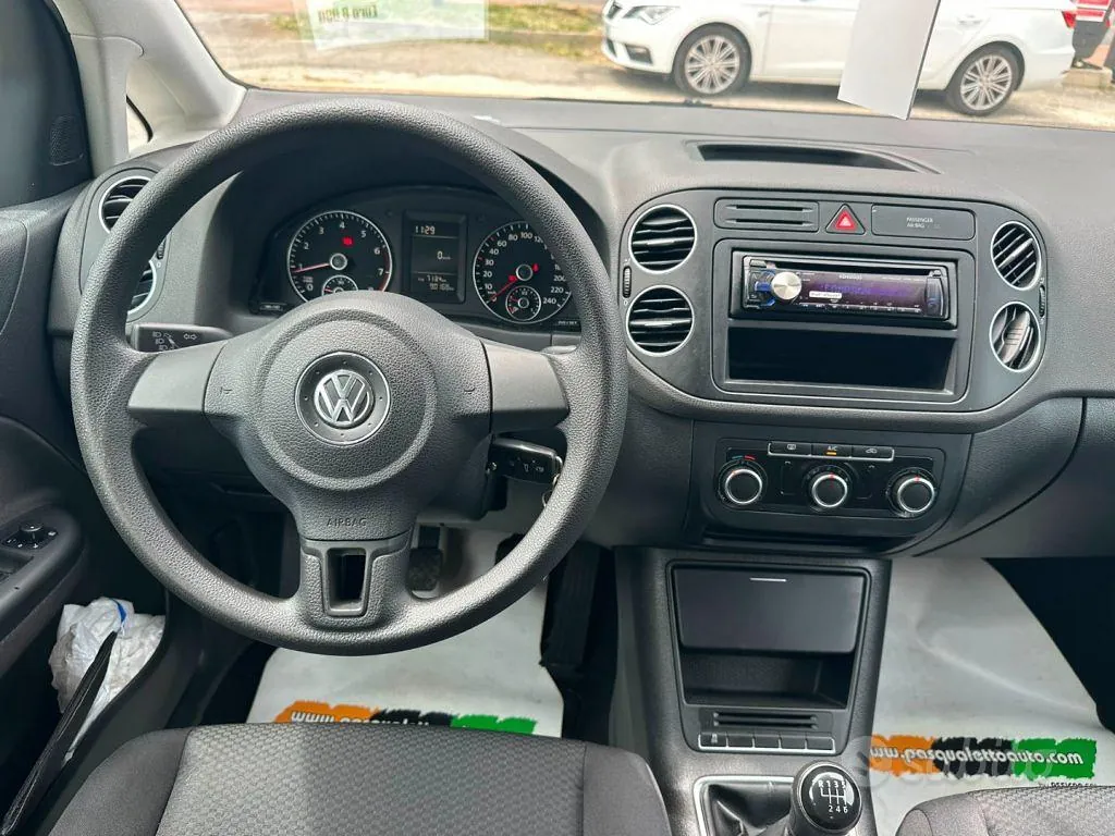 Volkswagen Golf Plus 2013 photo 4