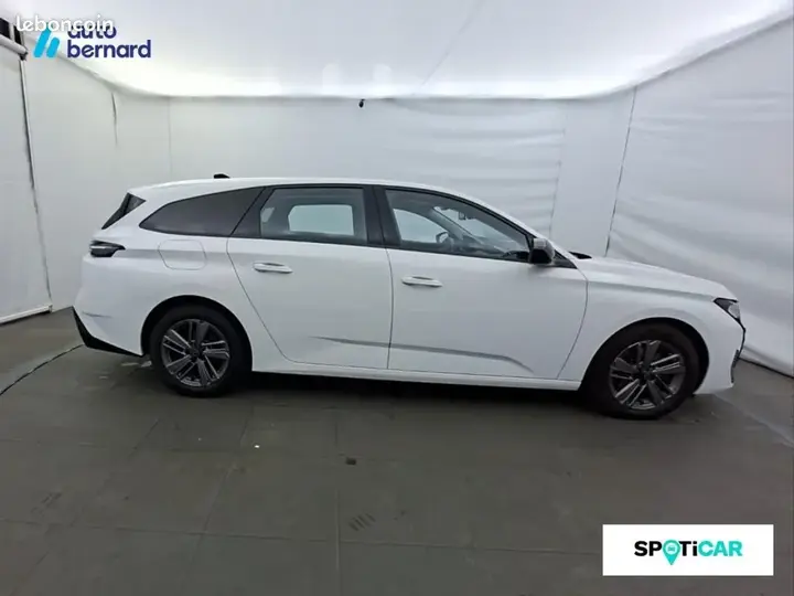 Peugeot 308 2022 photo 4