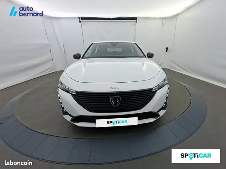 Peugeot 308 2022 photo 2