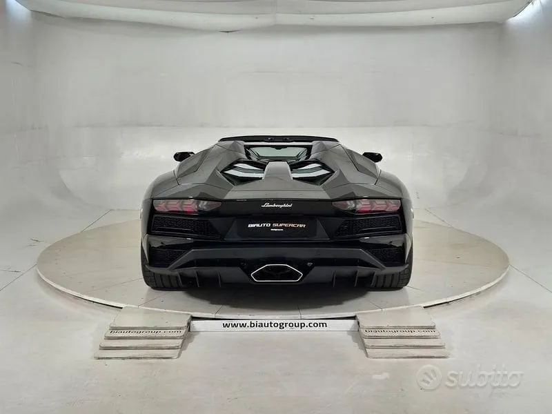 Lamborghini Aventador 2021 photo 3
