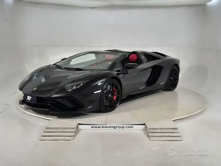 Lamborghini Aventador
