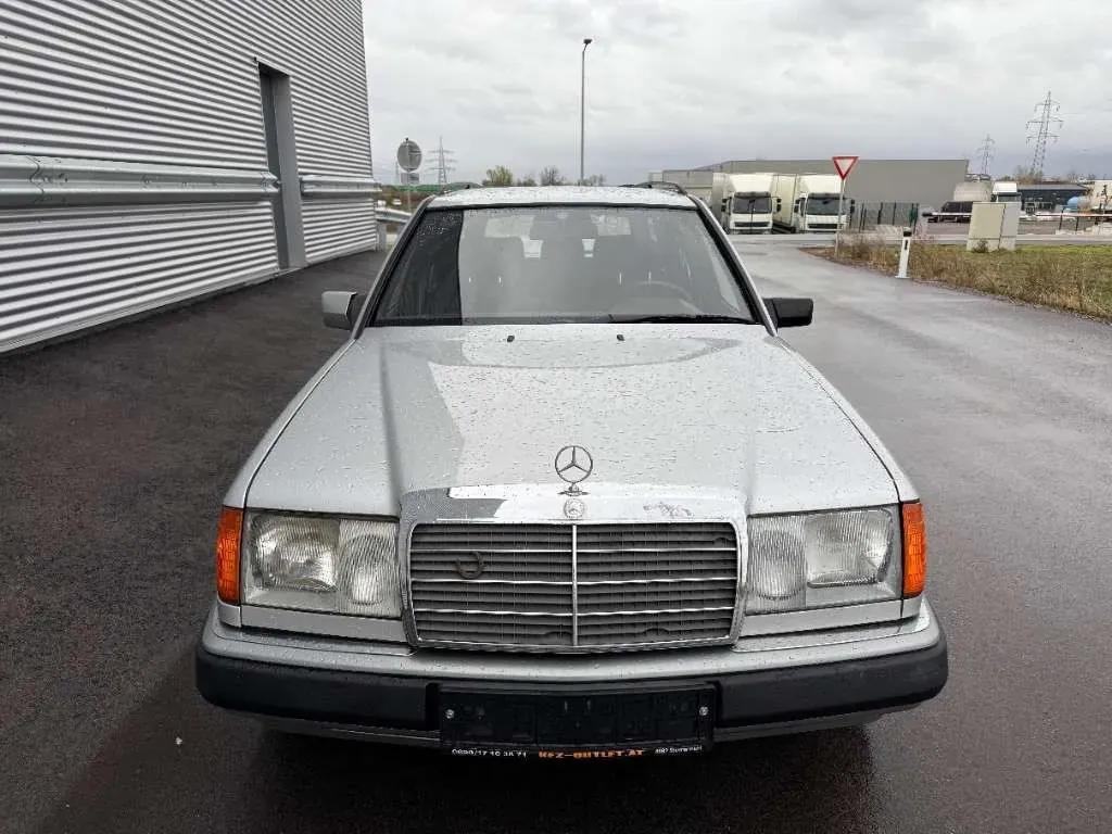 Mercedes-Benz Sonstige 1993 photo 3