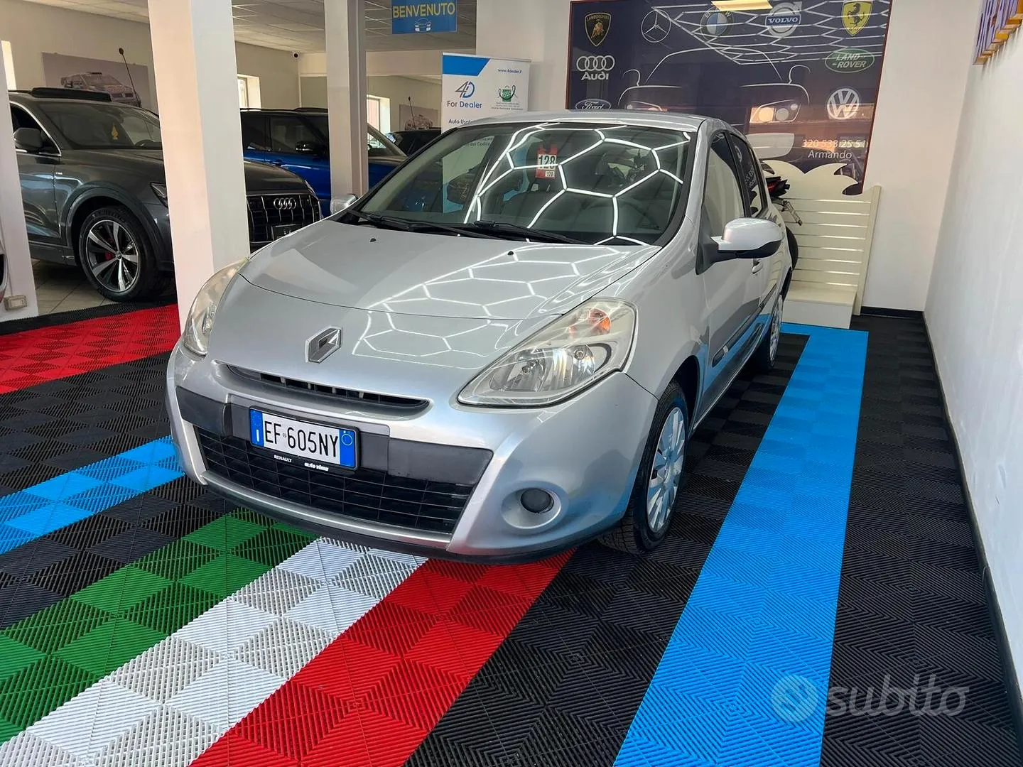 Renault Clio 2010 photo 3