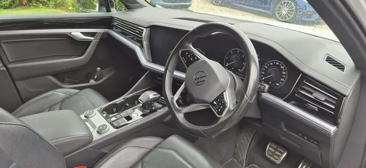 Volkswagen Touareg 2021 photo 4