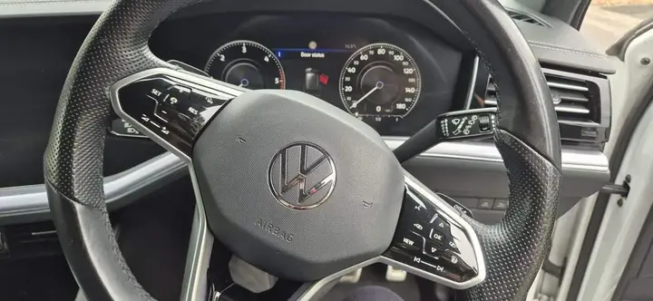 Volkswagen Touareg 2021 photo 5