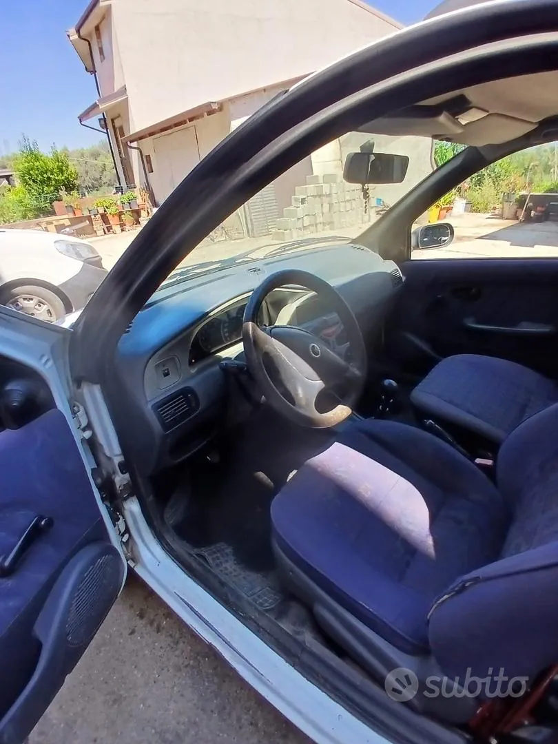 Fiat Strada 2005 photo 4
