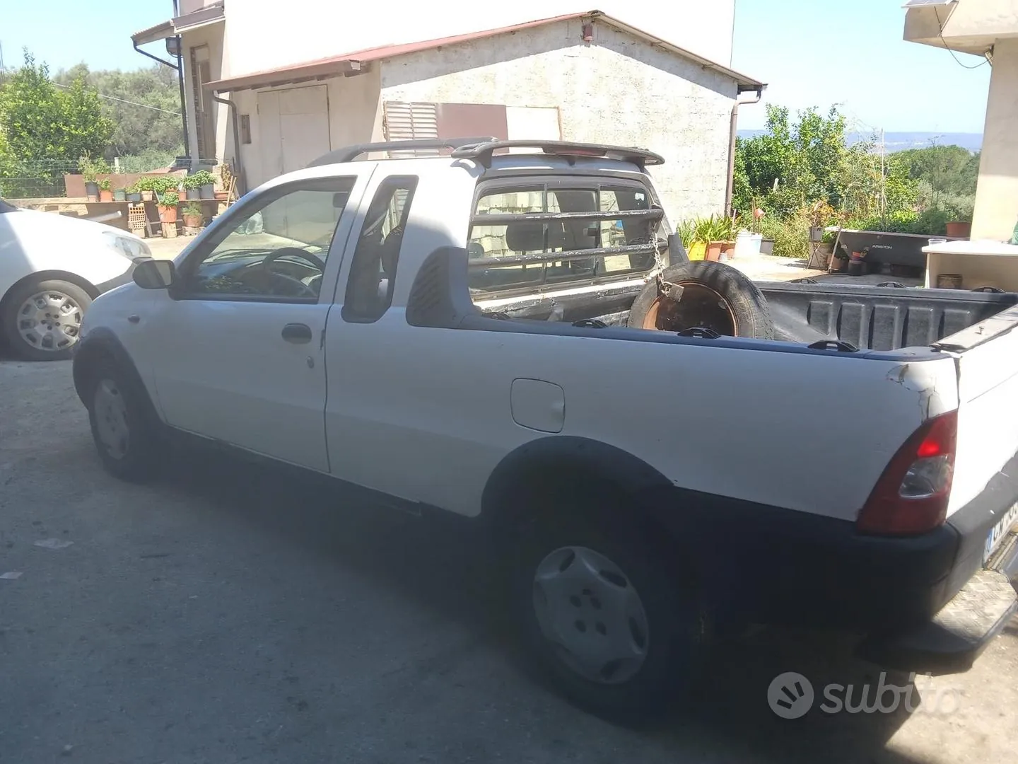 Fiat Strada 2005 photo 2