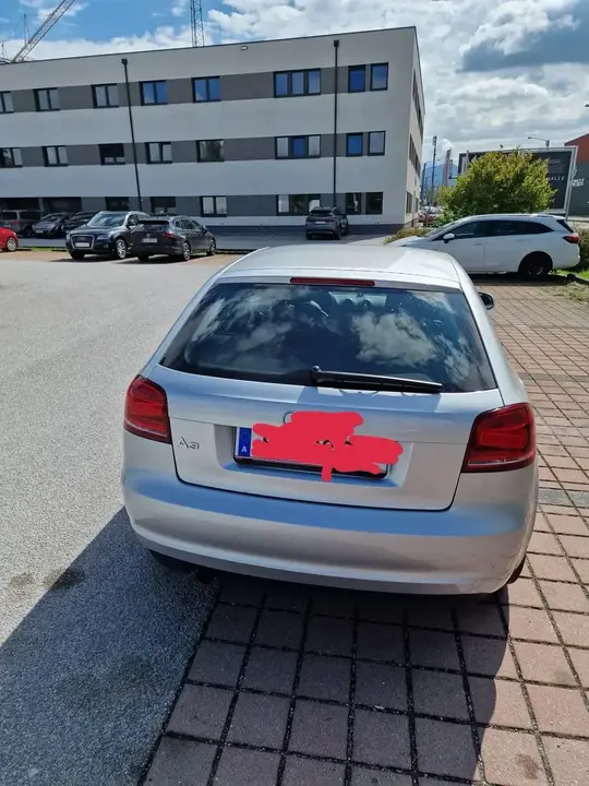 Audi A3 2010 photo 2