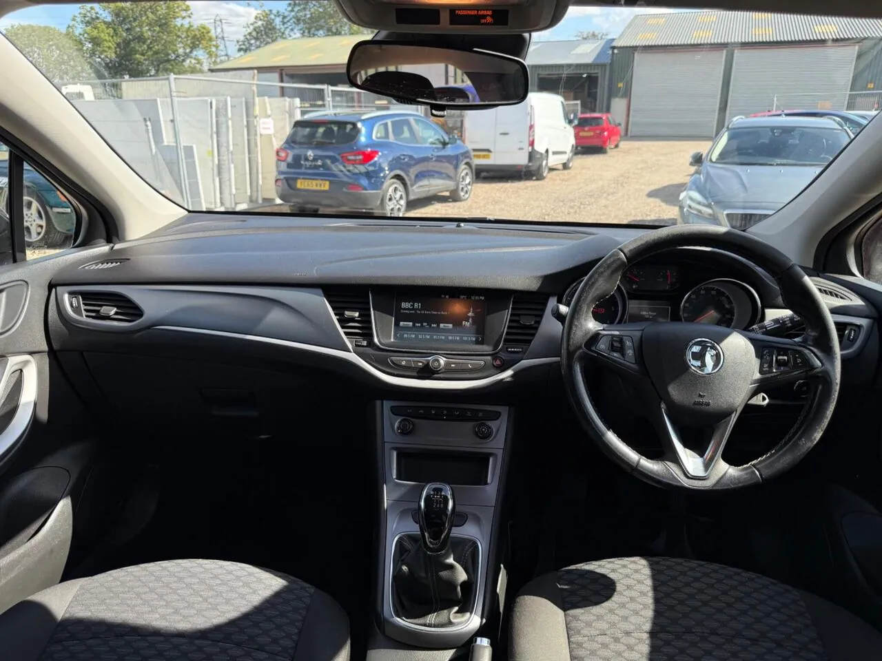 Vauxhall Astra 2021 photo 3