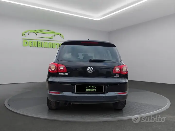 Volkswagen Tiguan 2010 photo 3