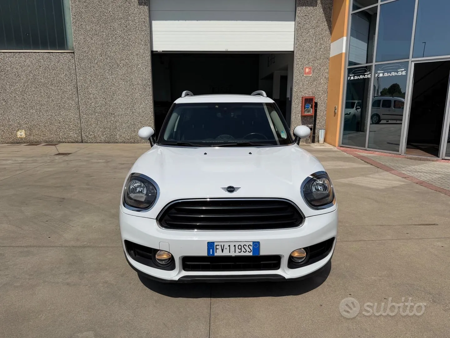 Mini Mini Countryman 2019 photo 2