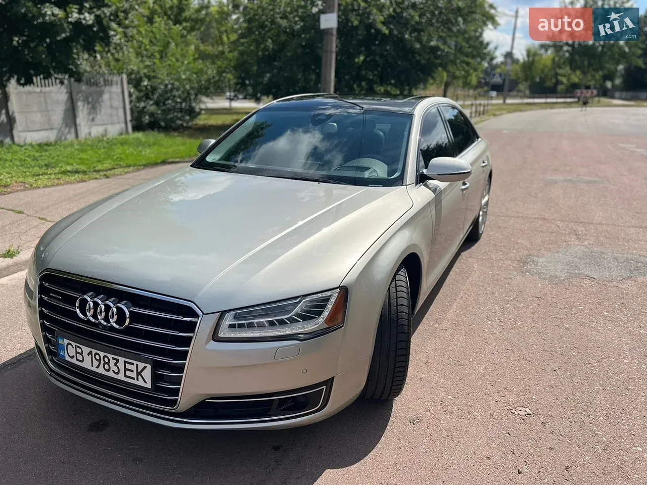 Audi A8 2016 photo 2