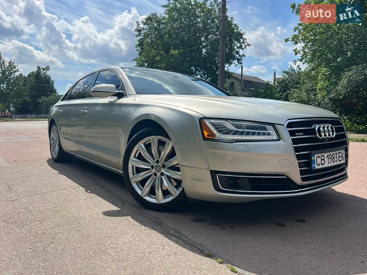 Audi A8 2016 photo 3