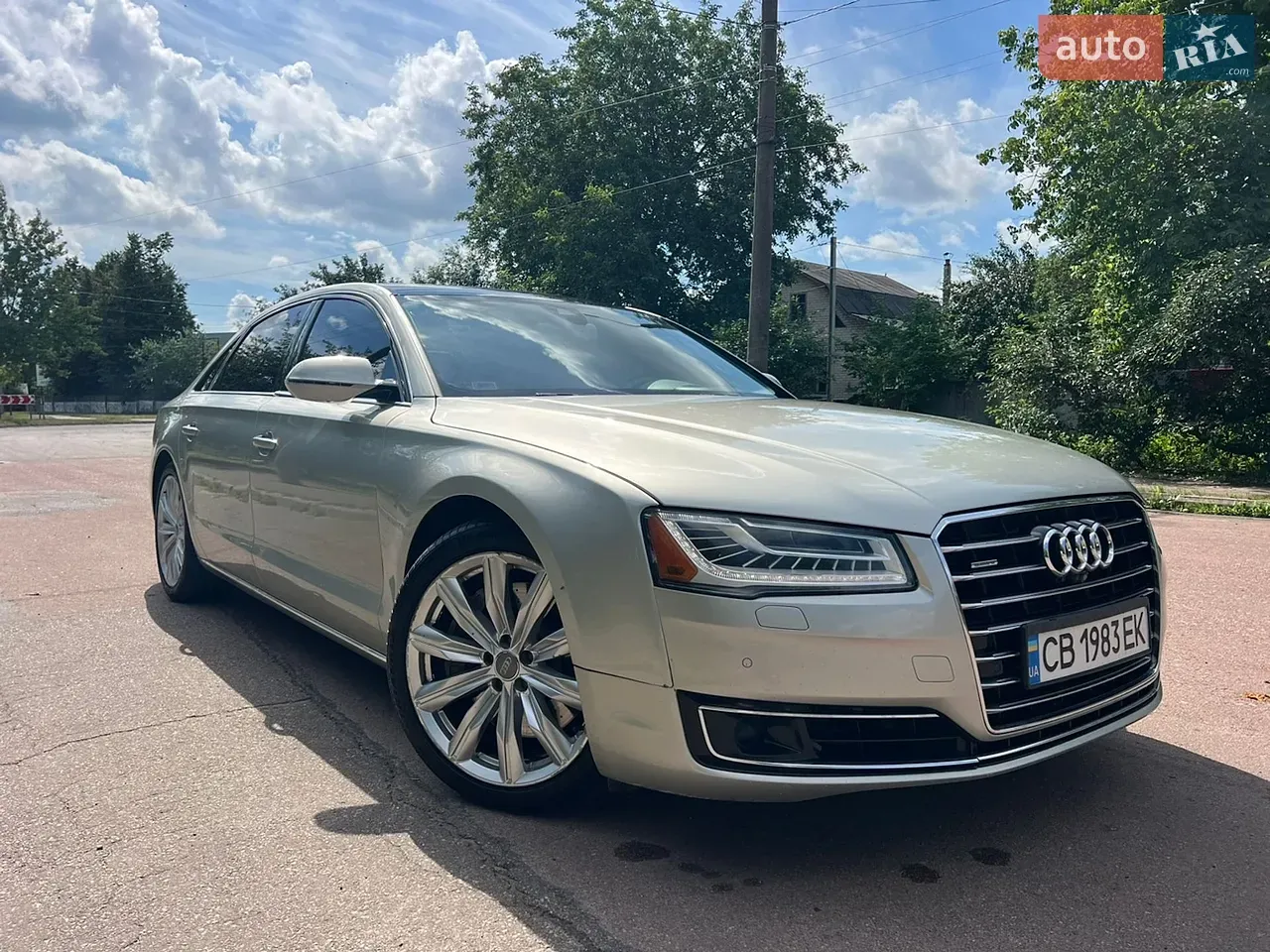 Audi A8 2016 photo 4