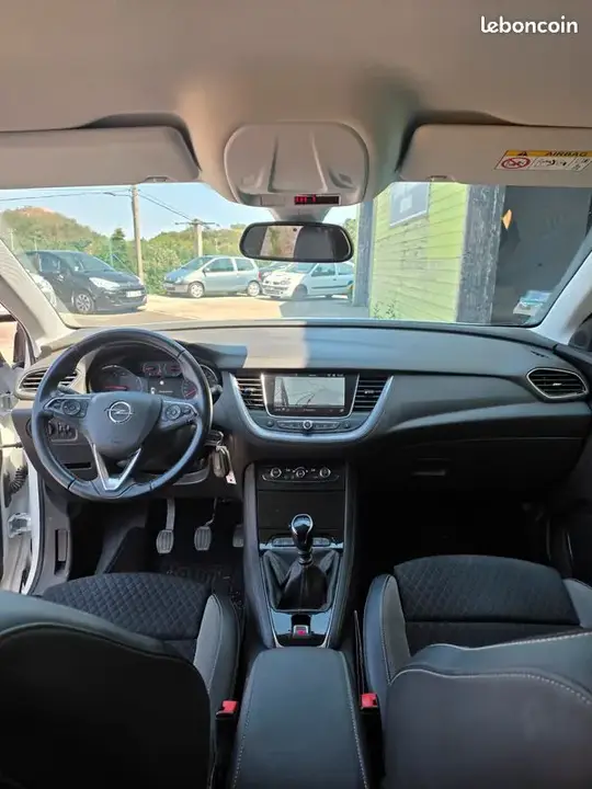 Opel Grandland X 2019 photo 3