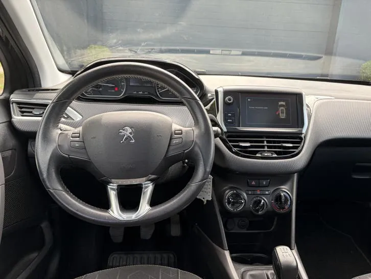Peugeot 2008 2018 photo 3