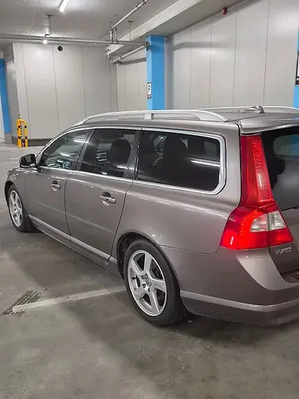 Volvo V70 2012 photo 5