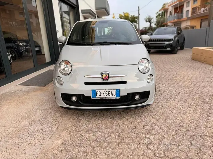 Abarth 500 2016 photo 2