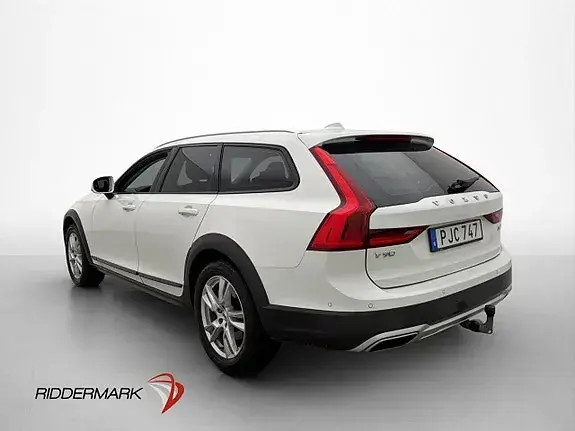 Volvo V90 Cross Country 2017 photo 5