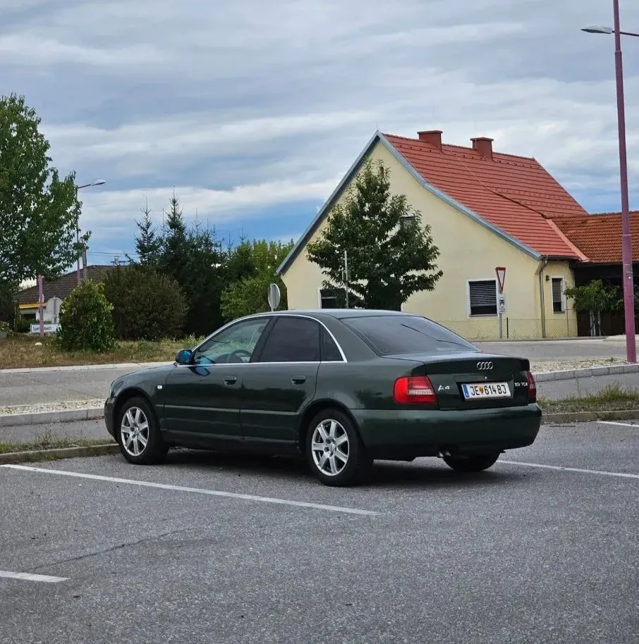 Audi A4 2001 photo 3