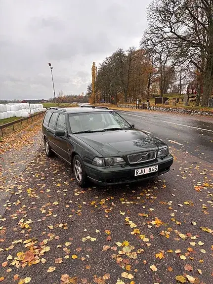 Volvo V70 2000 photo 2