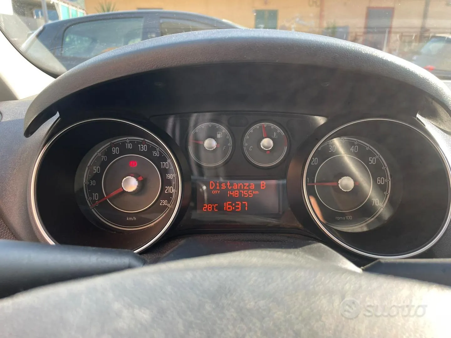 Fiat Punto 2013 photo 5