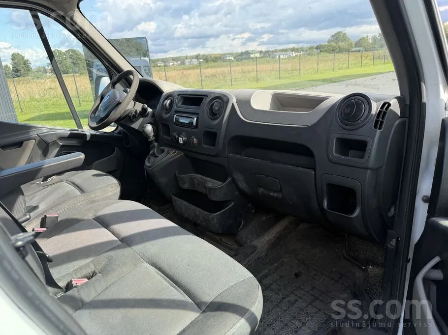 Renault Master 2011 photo 4