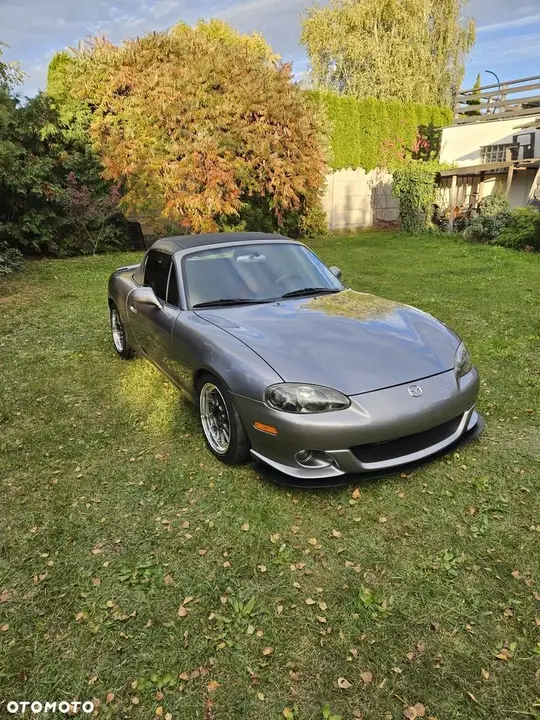 Mazda Mx-5 2004 photo 2