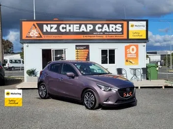 Mazda Demio 2015 photo 2