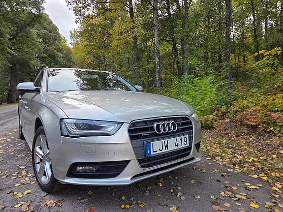 Audi A4 2014 photo 2