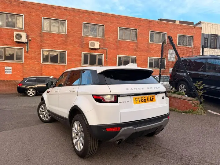 Land Rover Range Rover Evoque 2016 photo 4