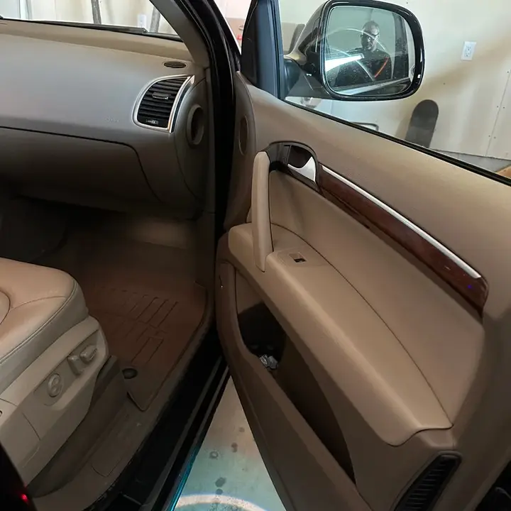 Audi Q7 2009 photo 2
