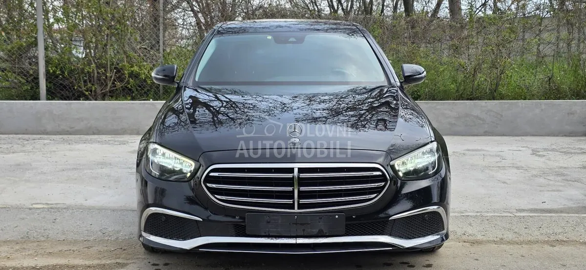 Mercedes-Benz E 200