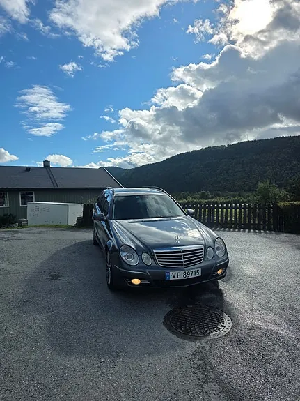 Mercedes-Benz E-Class 2006 photo 5