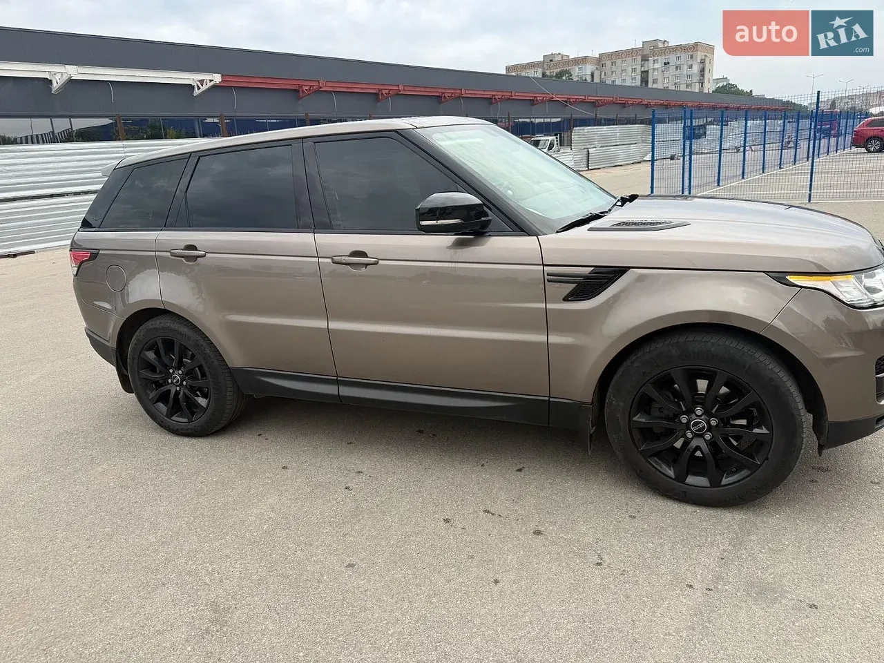 Land Rover Range Rover Sport 2016 photo 4