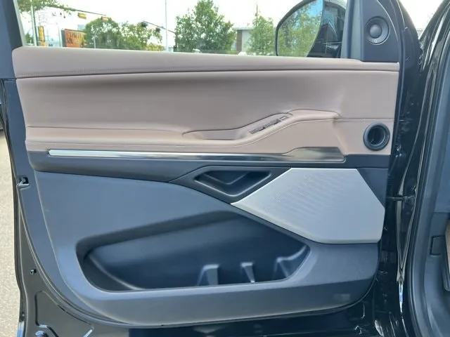 Lincoln Navigator 2027 photo 5