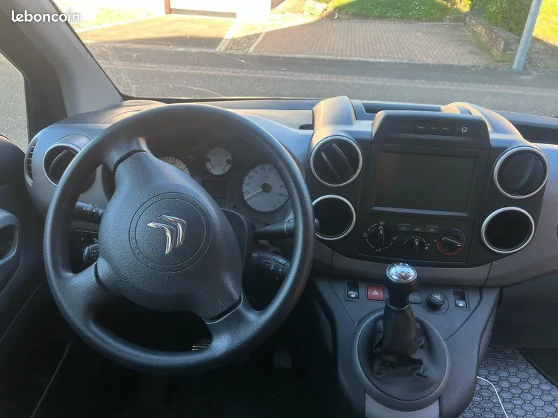 Citroen Berlingo 2017 photo 3