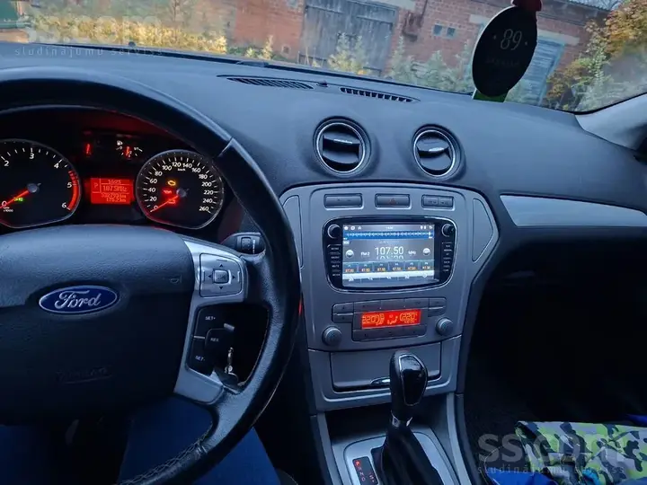 Ford Mondeo 2010 photo 3