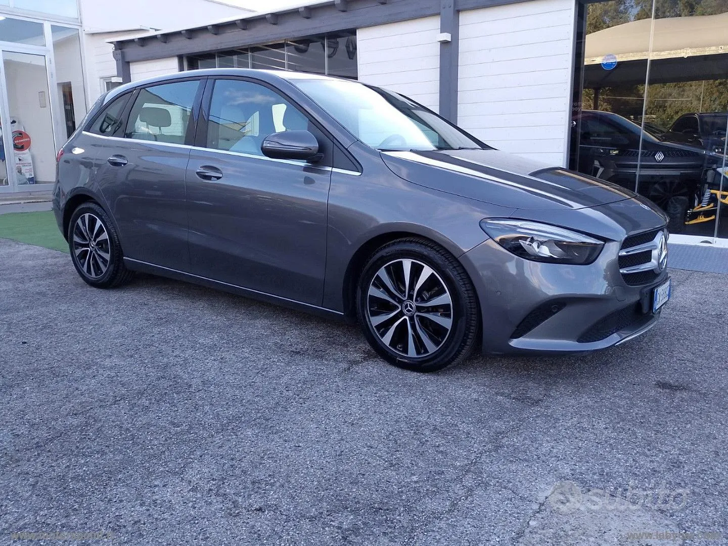 Mercedes-Benz B 180 2022 photo 3