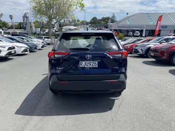 Toyota Rav4 2025 photo 4
