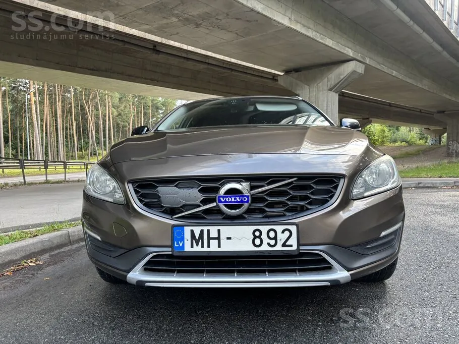 Volvo V60 2015 photo 3