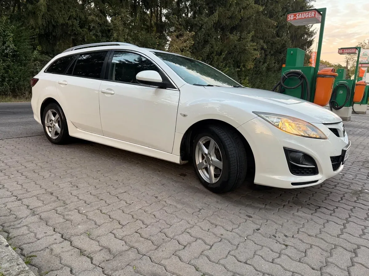 Mazda Mazda6 2011 photo 3