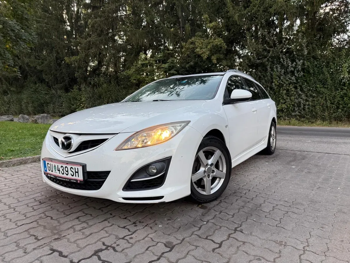 Mazda Mazda6 2011 photo 2